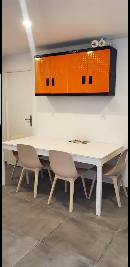 Big Flat Sea Vieuw 95 M2 5 Rooms Near Airport 5 Min Train 3 Min And Tram On Site, Beach 7 Min, 2 Showers And 2 Toilets , Neuf Grand Appartement 95 M2 5 Chambres Proche Aeroport 5 Min Train 3 Min Et Tramway Sur Place, Plage 7 Min 2 Douches Et 2 Wc Vue Nice Bagian luar foto